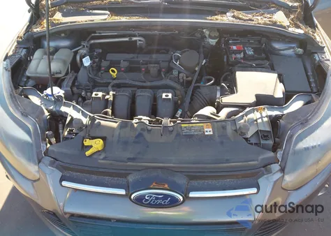 2014 Ford Focus Titanium z USA, uszkodzony, nr VIN 1FADP3N26EL190505